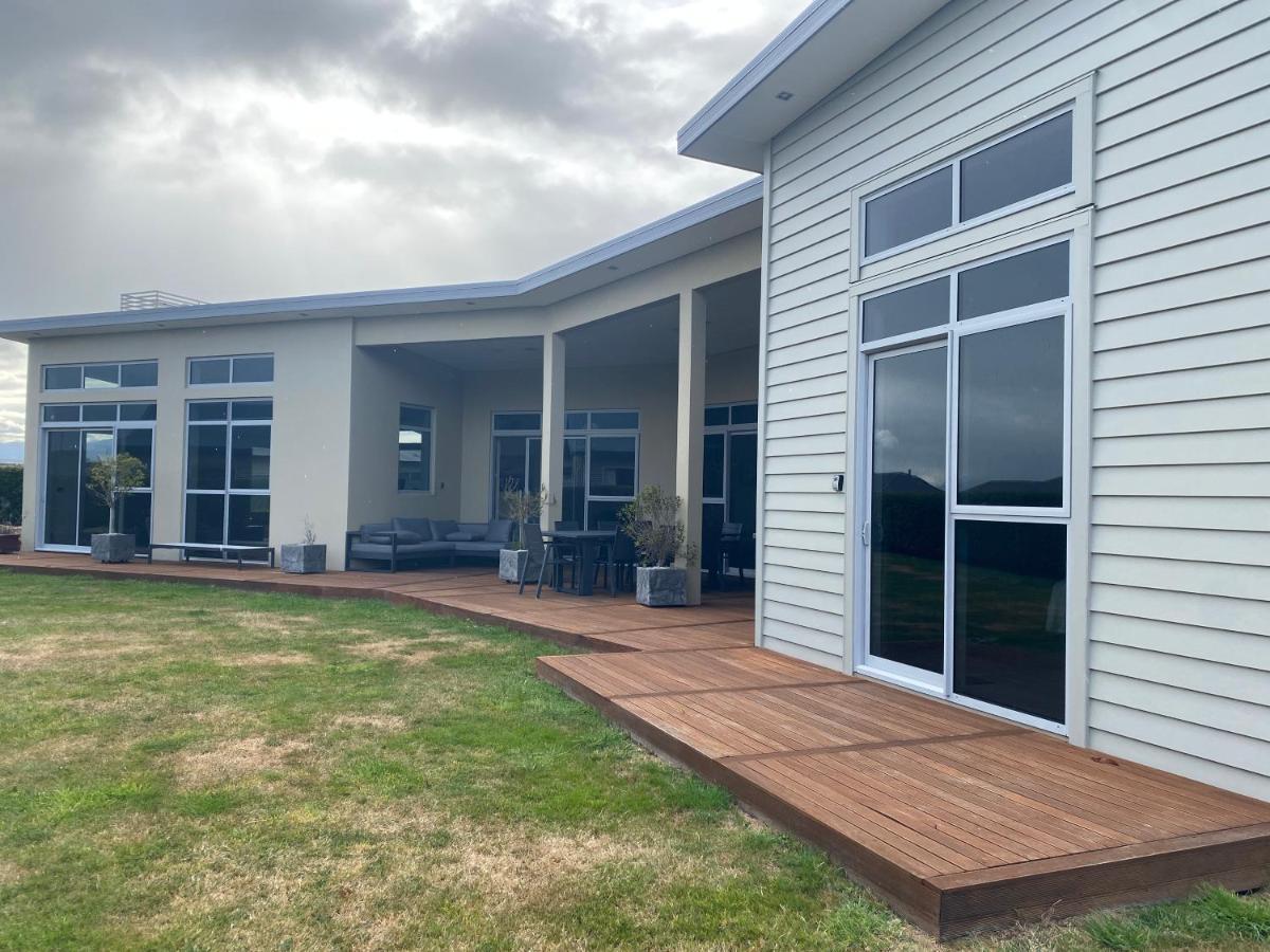 Luxury On Howden Te Anau Bagian luar foto