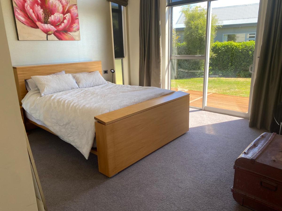 Luxury On Howden Te Anau Bagian luar foto