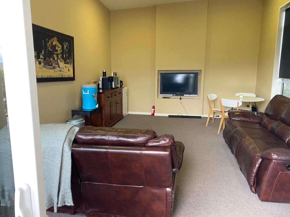 Luxury On Howden Te Anau Bagian luar foto
